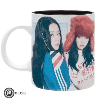 BLACKPINK - Becher "Mädchen"  Beginnen Sie Ihren Tag mit einer Portion Inspiration und Begeisterung von den unglaublichen Mädchen von Blackpink! Dieser offiziell lizenzierte Becher ist ein Statement für Ihre Hingabe an die Musik, den Stil und das Charisma